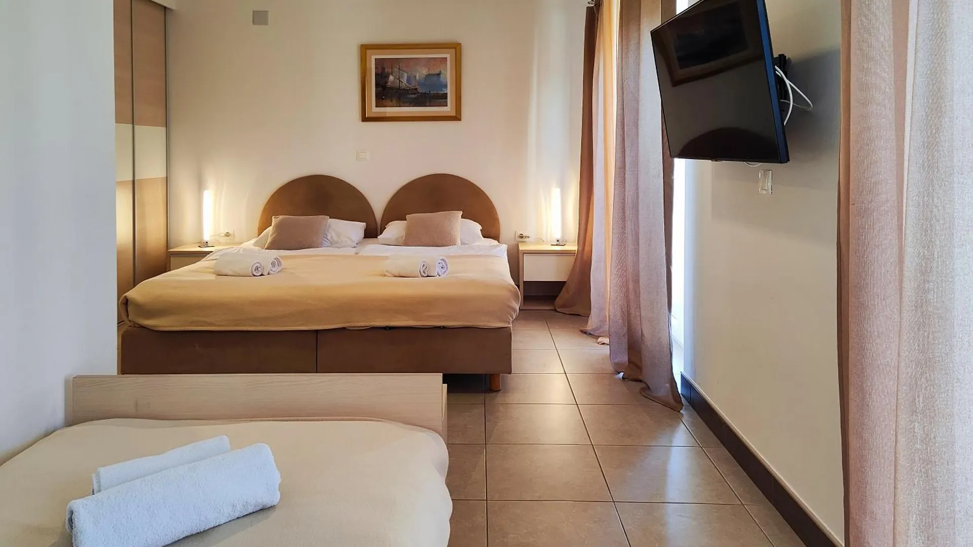 Villa Sunce Punat 3*,